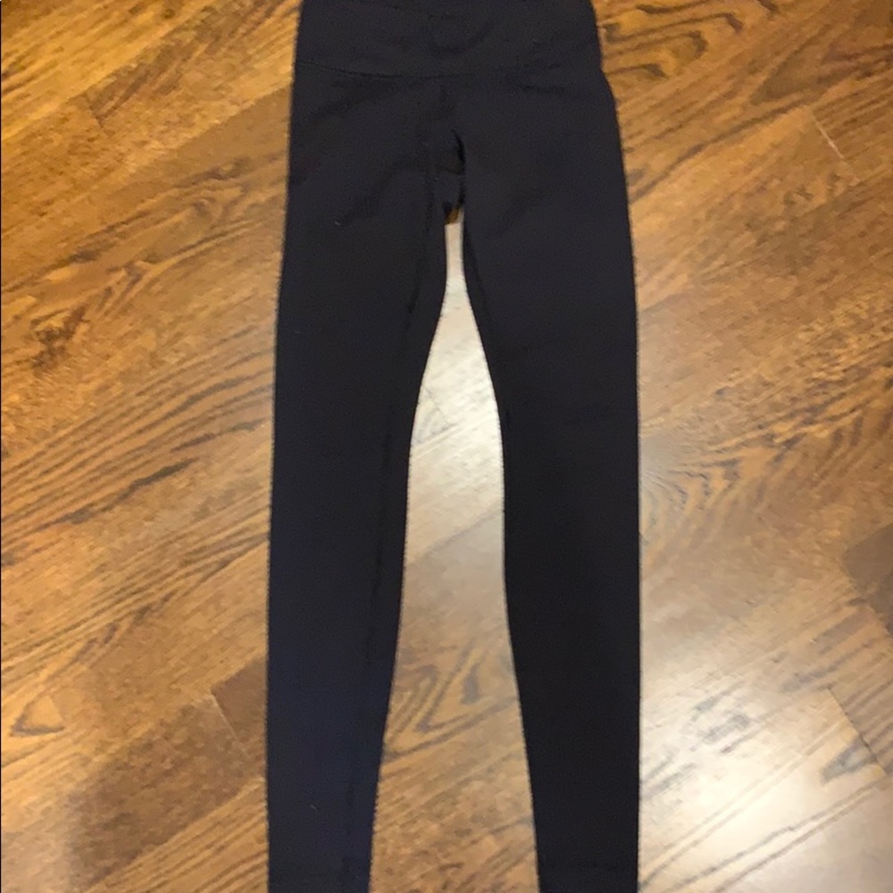 Black lululemon leggings
